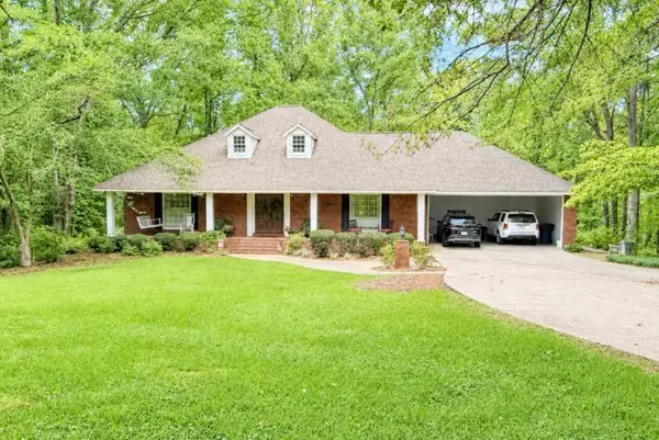 928 E Main St., Fulton, MS 38843
