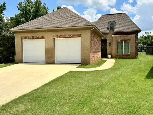 112 Clermont, Tupelo, MS 38801