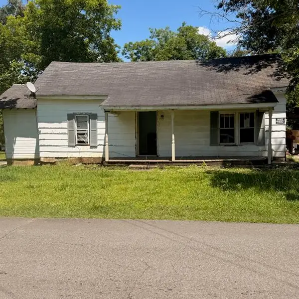 517 N College St., Booneville, MS 38829