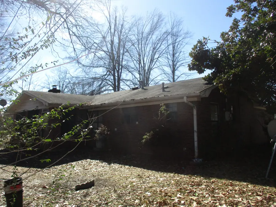 242 Apostolic, Pontotoc, MS 38863 - #2