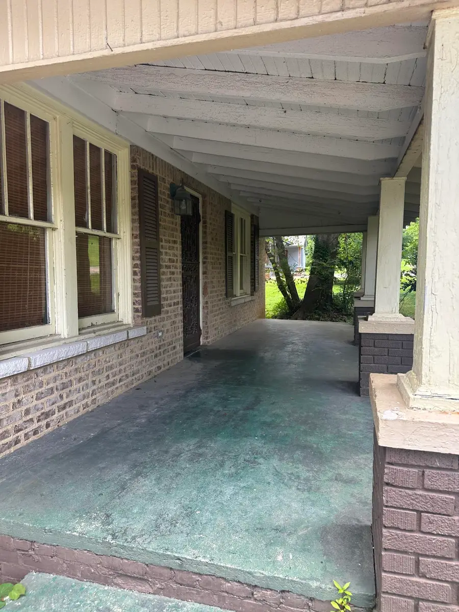 507 Moss Hill Dr., New Albany, MS 38652 - #2