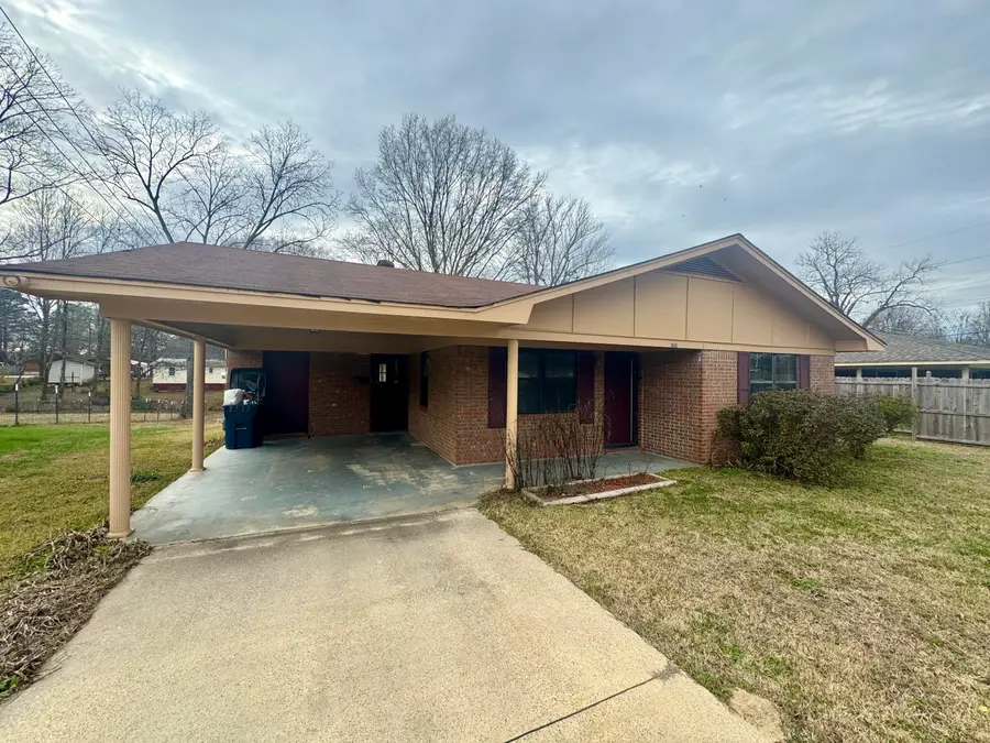 305 N Smith, Booneville, MS 38829 - Image #2