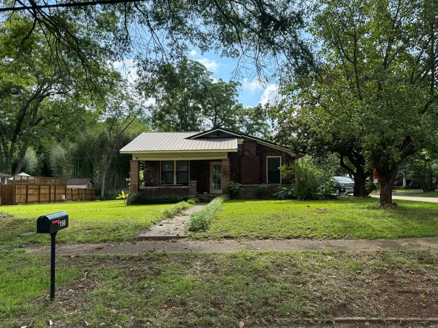 156 N Brooks St., Pontotoc, MS 38863 - #2