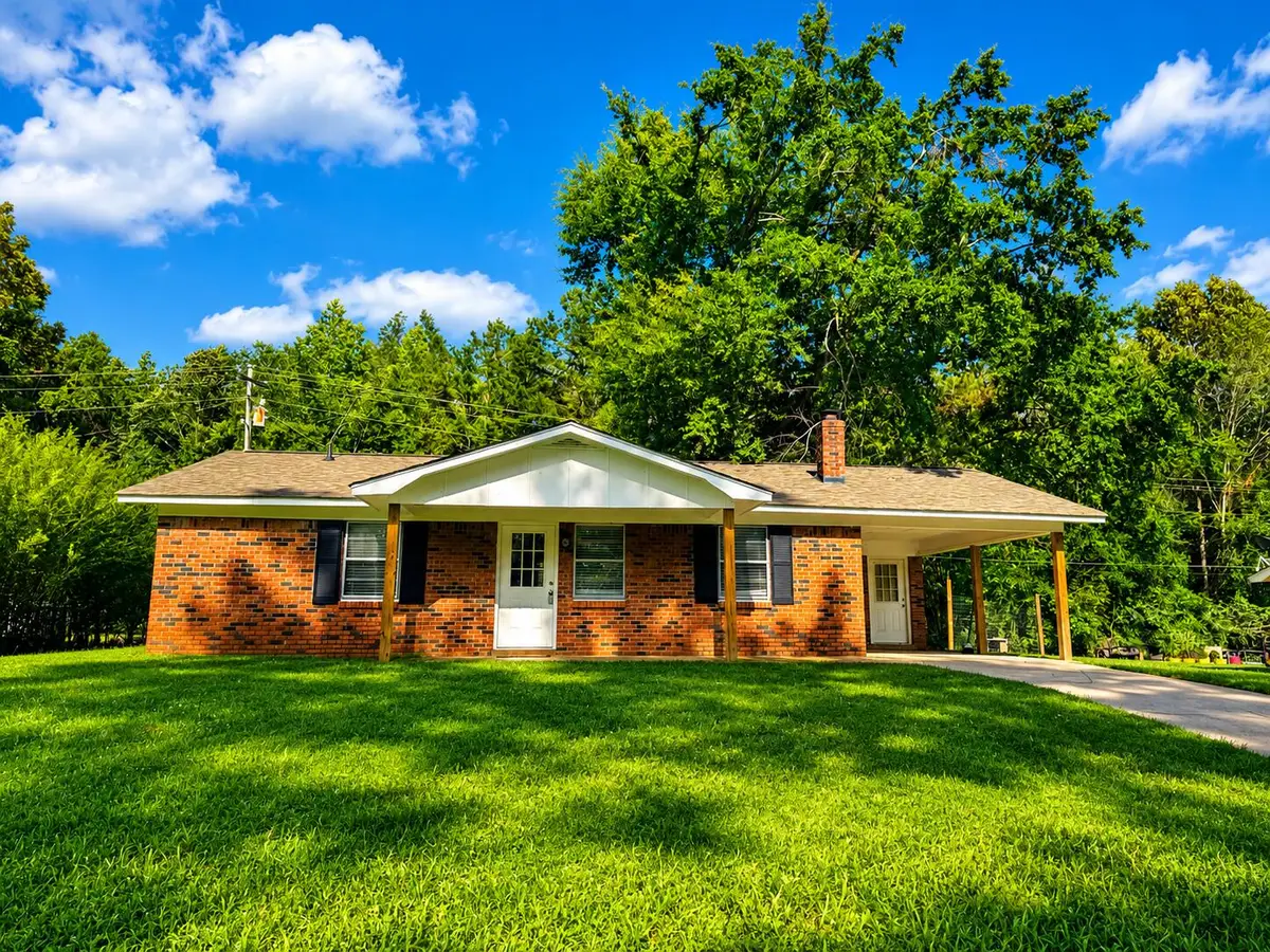 508 Briarwood Dr., New Albany, MS 38652 - #1