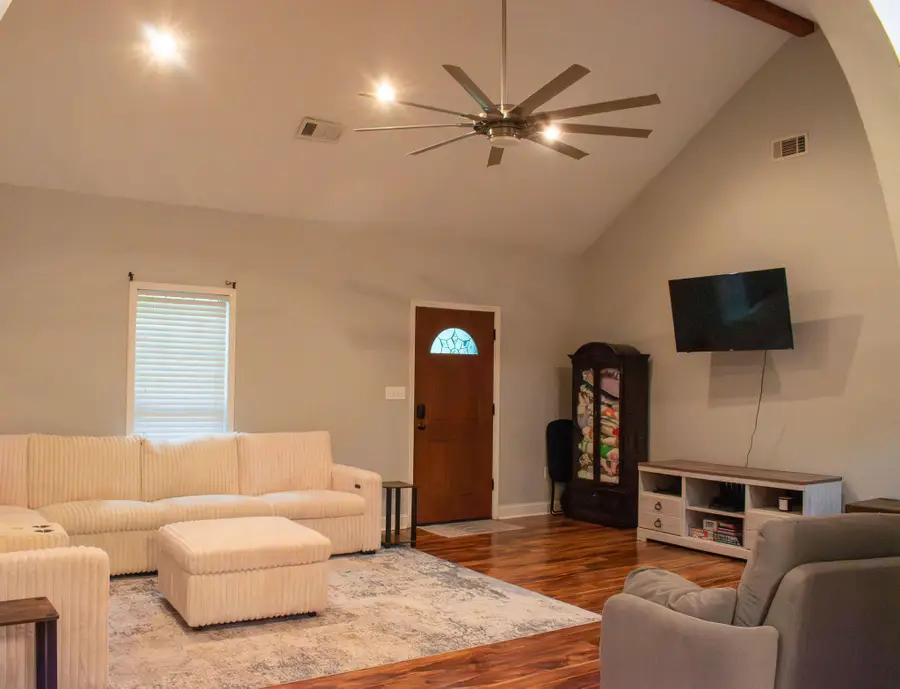 118 Williams Dr., Saltillo, MS 38866 - #3