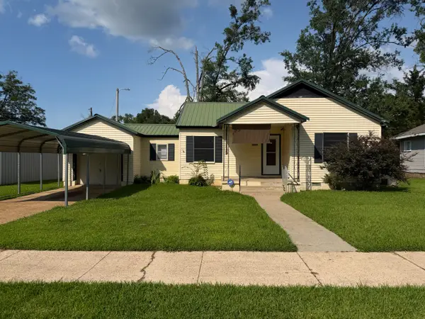 705 S 3rd St., Amory, MS 38821