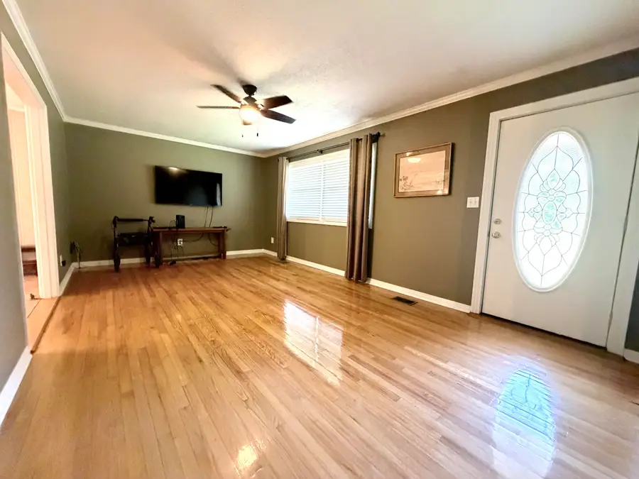 401 Lynnwood Dr., Amory, MS 38821 - #2