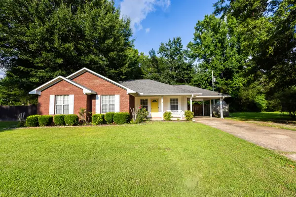 108 Longview Dr., Amory, MS 38821