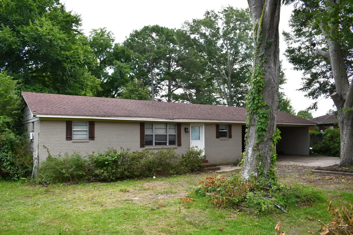 108 Rogers Dr., Nettleton, MS 38858 - #1