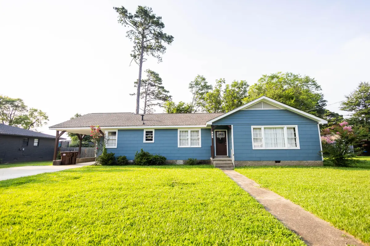 911 N 8th Ave., Amory, MS 38821 - #1