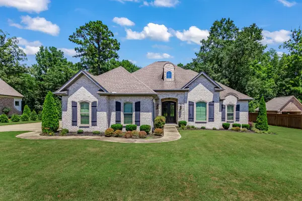 557 Crown Dr., Fulton, MS 38843