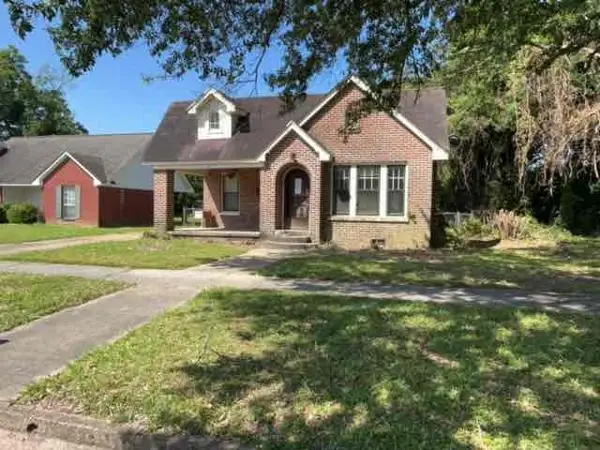113 S 7th St., Amory, MS 38821