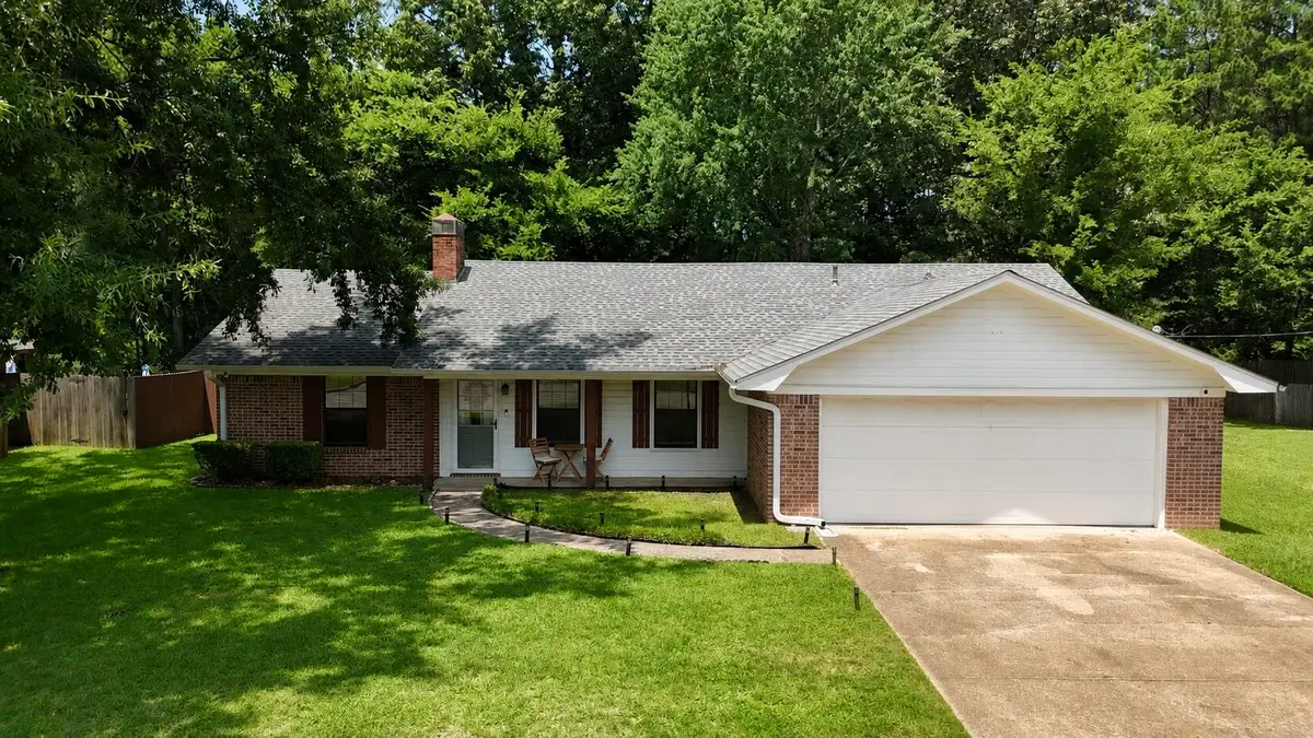 2106 Holly Hill Dr., Tupelo, MS 38801 - #1