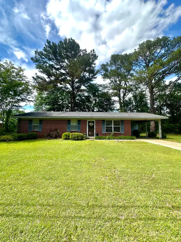 1910 Simpson Dr., Tupelo, MS 38804