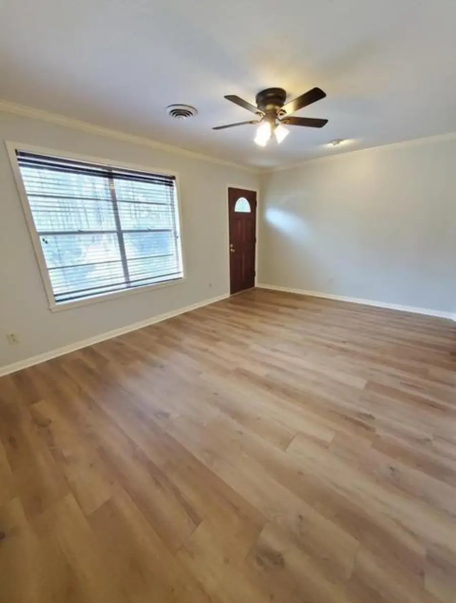 1910 Simpson Dr., Tupelo, MS 38804 - #2
