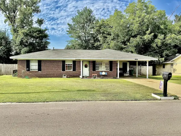 3749 Fair Oaks Dr., Belden, MS 38826