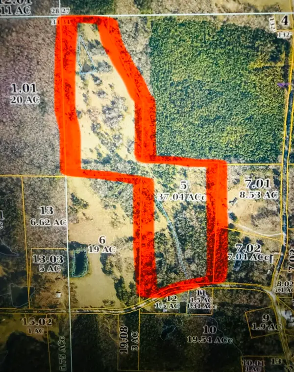 Address Withheld By Seller, New Albany, MS 38652