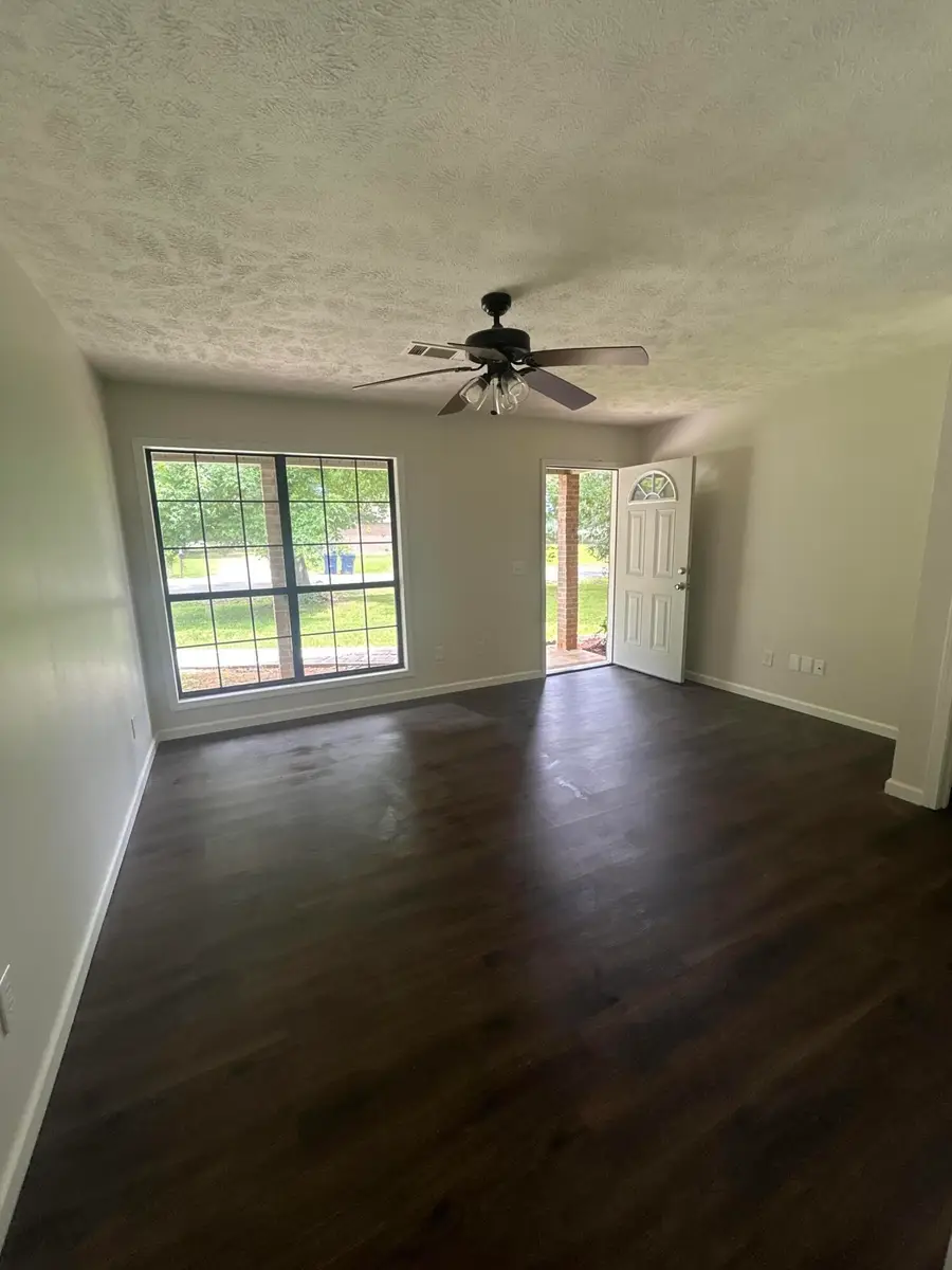 376 Belfontaine St., Houston, MS 38851 - #2