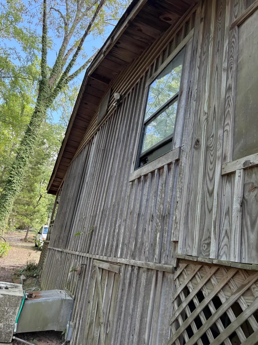 1159 Lake Breeze Dr., Hickory Flat, MS 38633 - #3