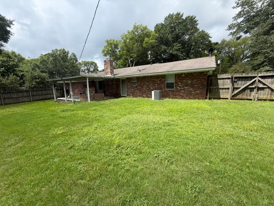 400 N Ione St., Tupelo, MS 38801 - #3
