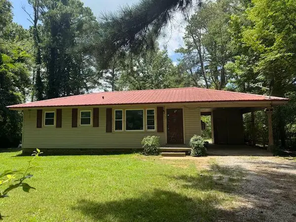 109 Lipford Ave., Tupelo, MS 38801