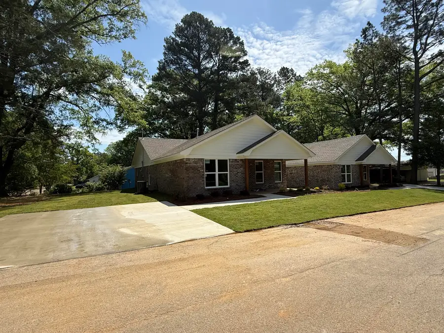 400 S Smith St., Tupelo, MS 38801 - #2