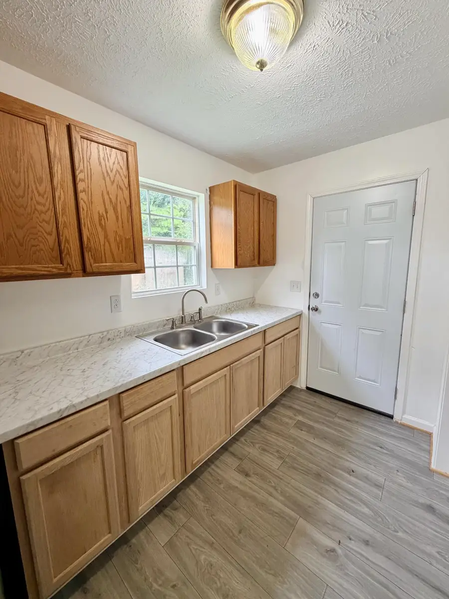 3621 Laos Dr., Tupelo, MS 38801 - #3