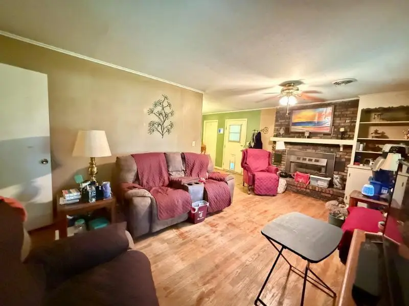 101 Hill Ave., Houston, MS 38851 - #3