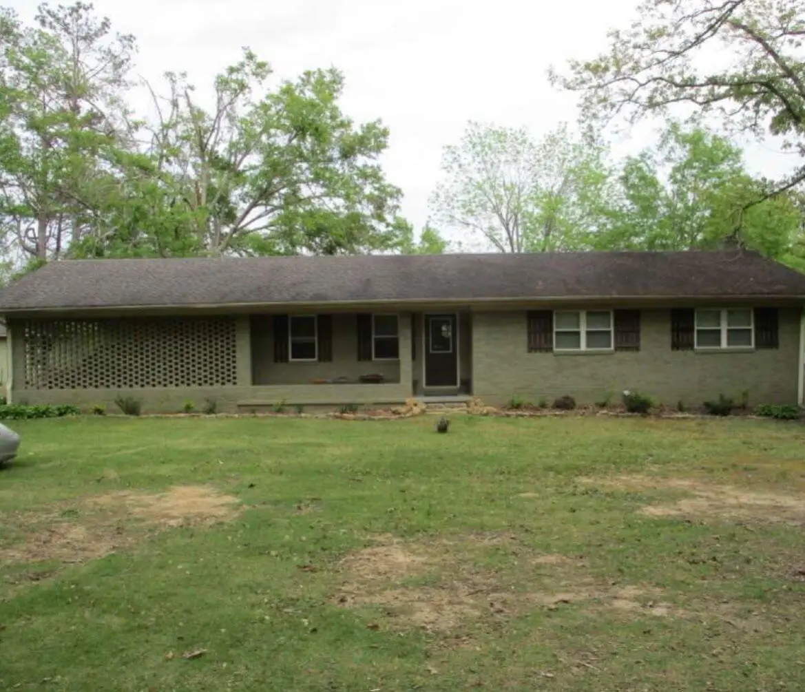 100 Cindy Ln., Booneville, MS 38829 - #1