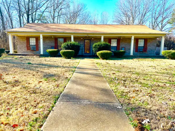 910 Chole Dr., New Albany, MS 38652