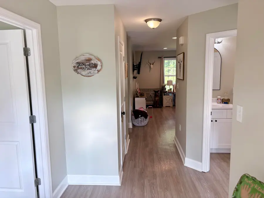 1018 N Sherman Dr., Blue Springs, MS 38828 - #3