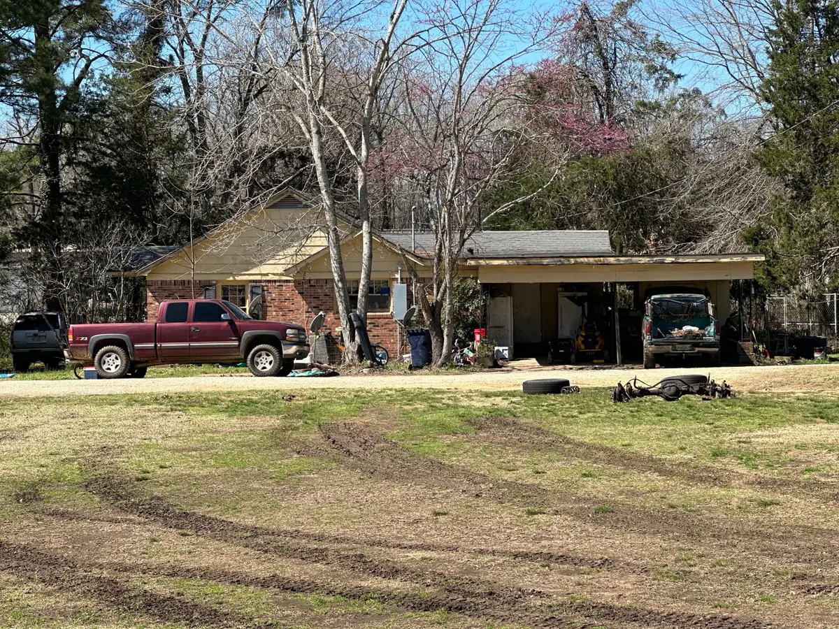 200 Stanford Dr., Corinth, MS 38834 - #1