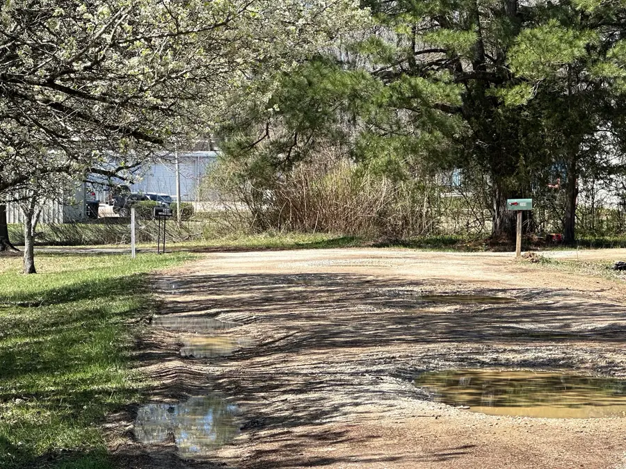 200 Stanford Dr., Corinth, MS 38834 - #3