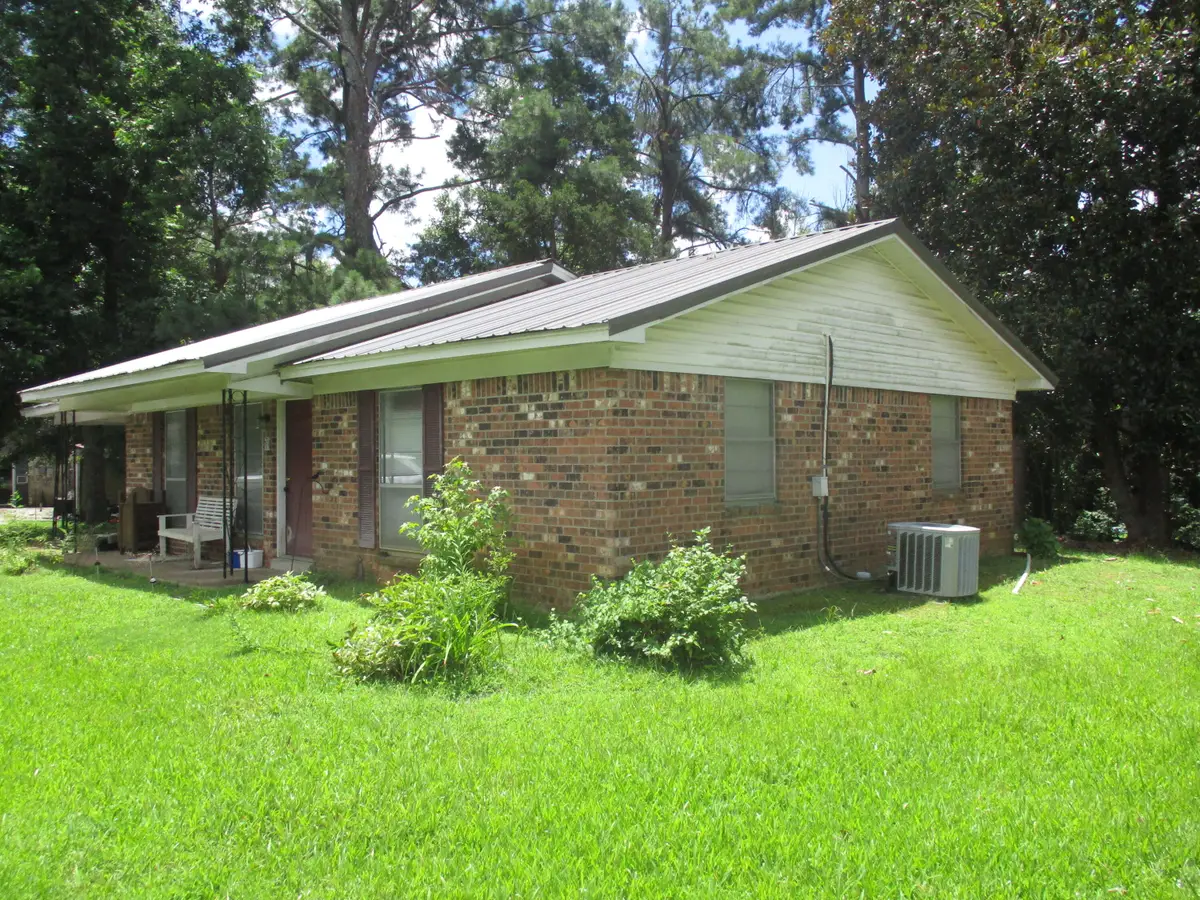 271 E Valley Dr., Pontotoc, MS 38863 - #1