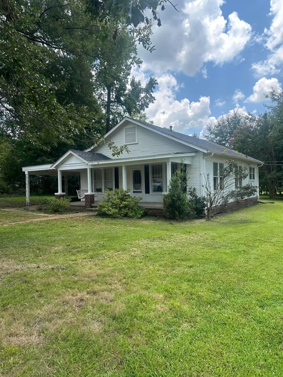 82 Church St., Ecru, MS 38841 - #3