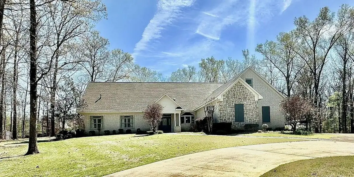 108 Brookside, Tupelo, MS 38801 - #1
