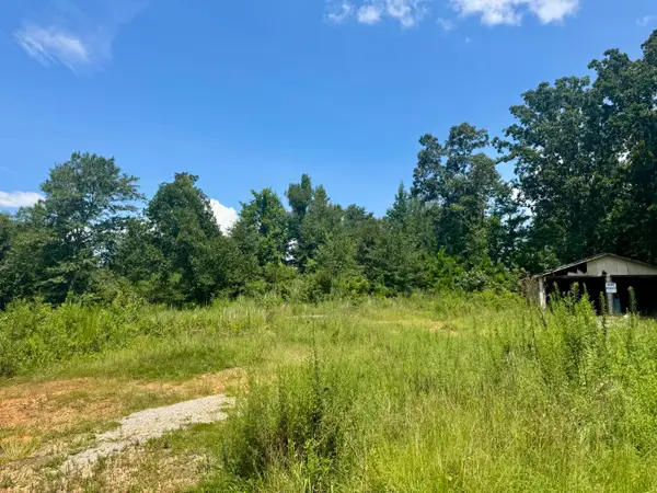 15 County Road 3493, New Site, MS 38859