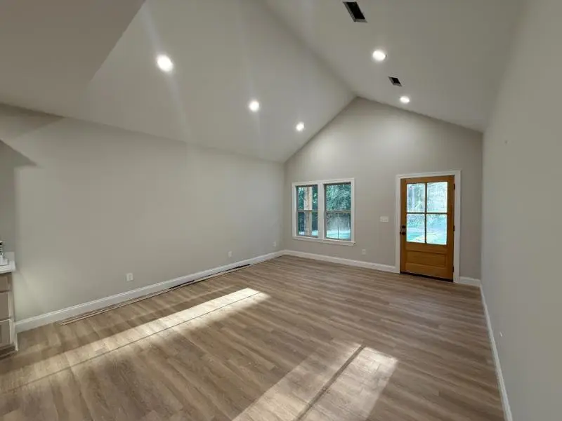 505 Lake Dr., Fulton, MS 38843 - #3