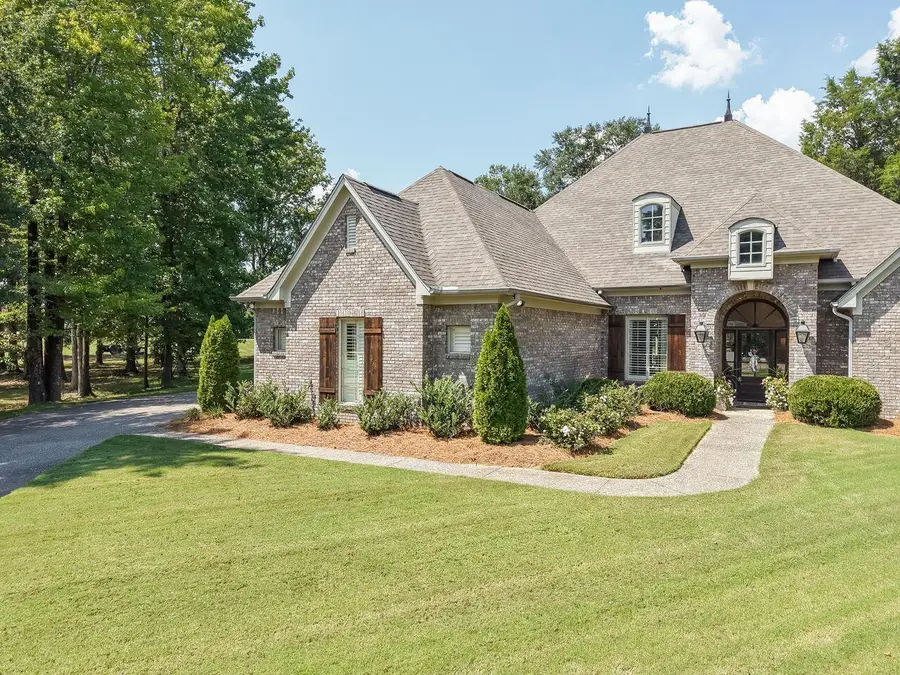 110 Golden Leaf, Tupelo, MS 38801 - #2