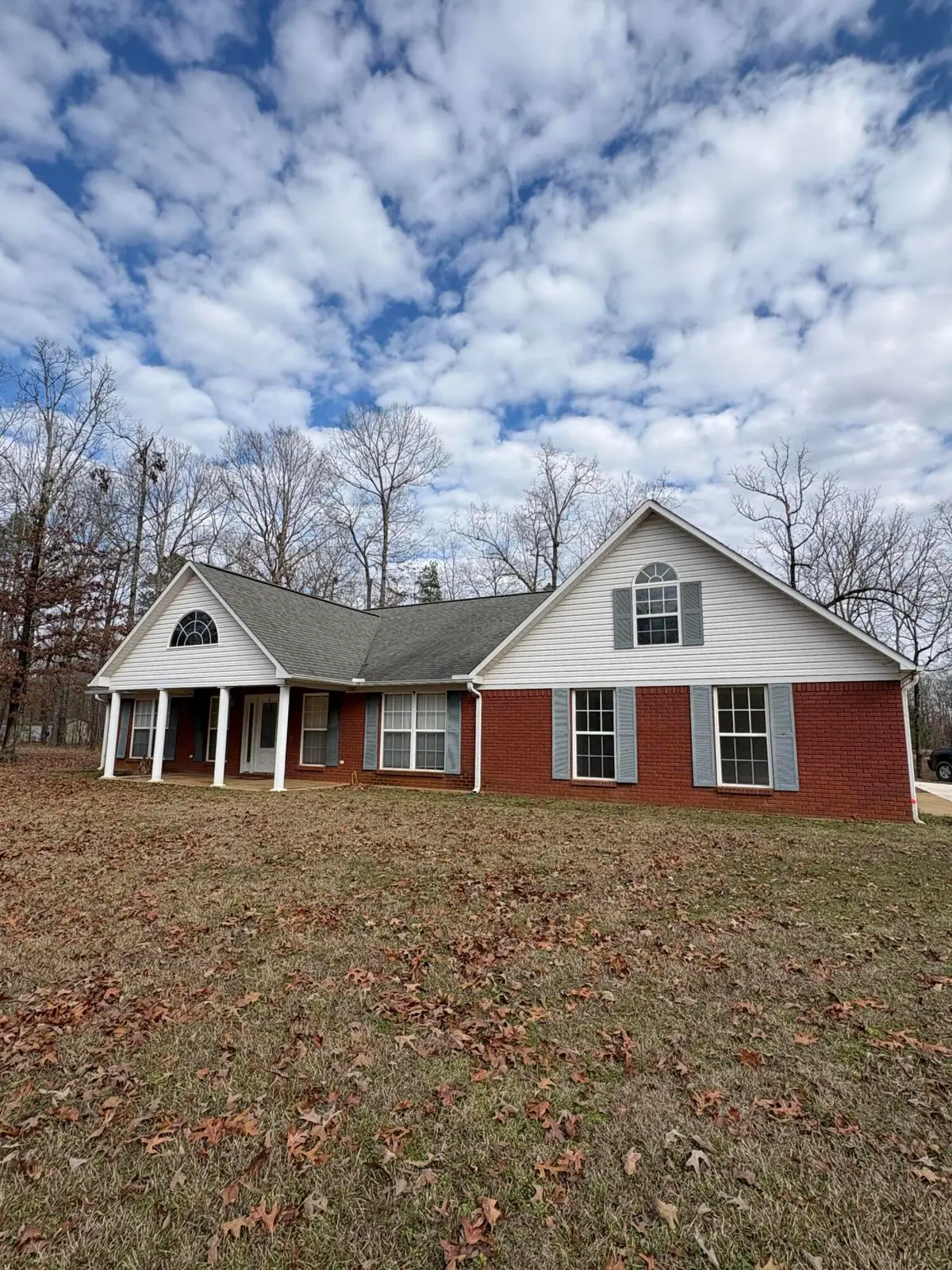 915 S Gilmer Road, Pontotoc, MS 38863 - Image #1