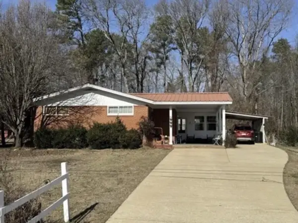 15 Montgomery Dr., Belmont, MS 38827