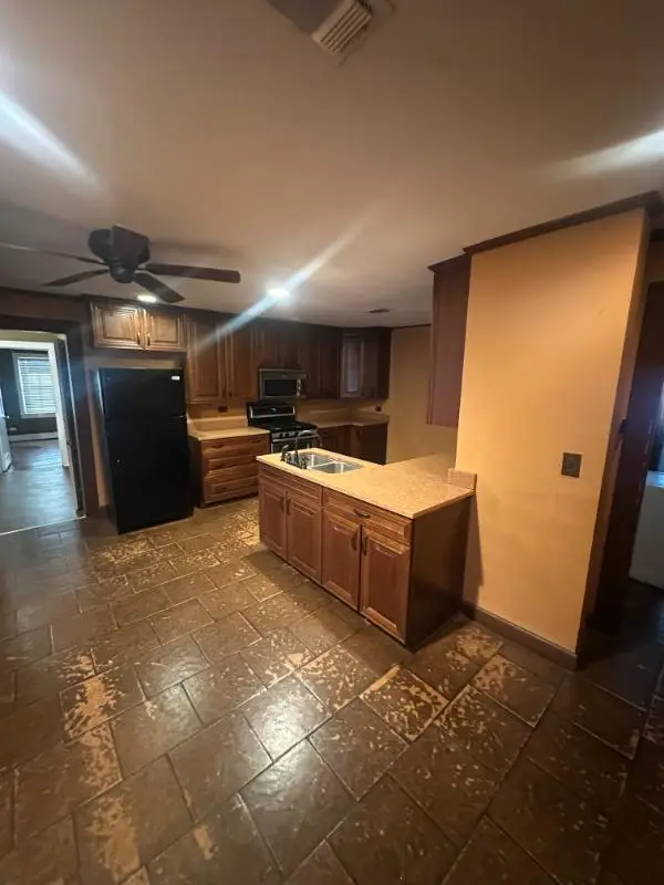 618 S Columbus, Aberdeen, MS 39730 - Image #3