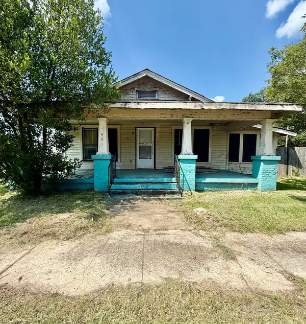 401 6th Ave., Amory, MS 38821