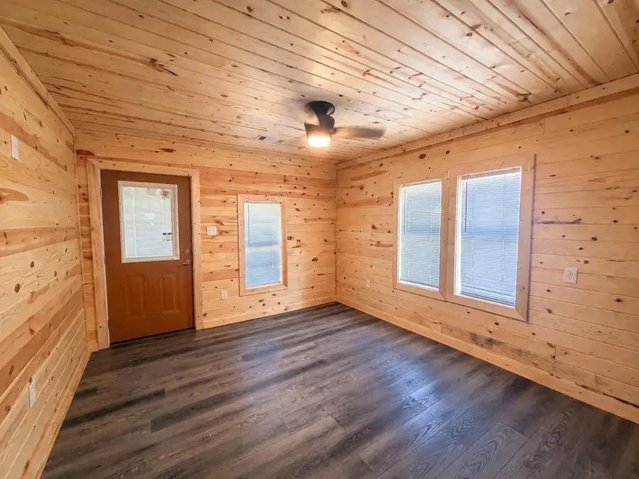 202 S General Collins Dr., Booneville, MS 38829 - #2