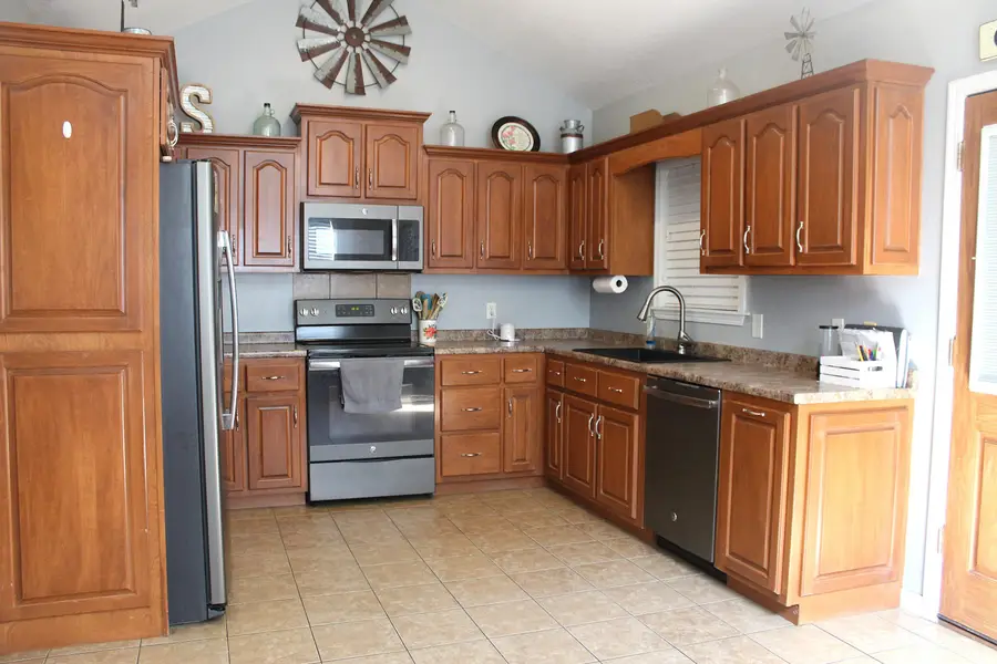 303 Walden Dr., Booneville, MS 38829 - #3