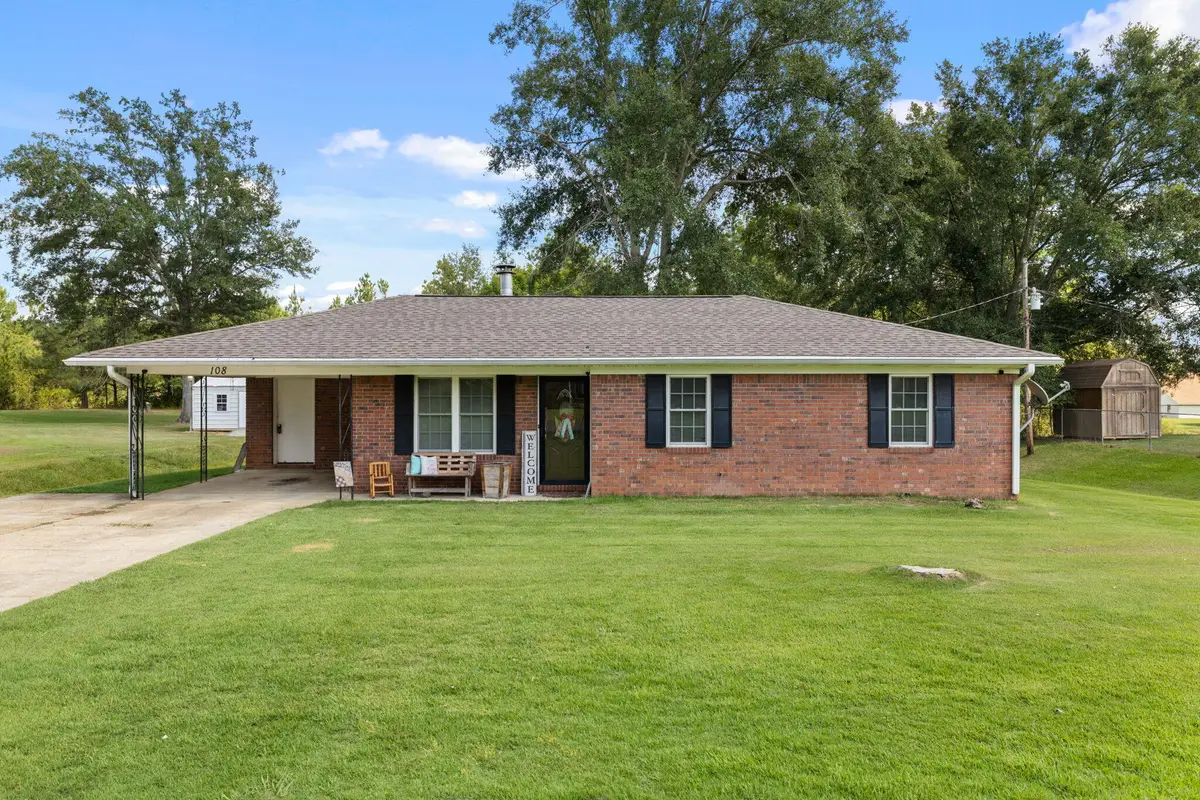 108 Meadow Ln., New Albany, MS 38652 - #1
