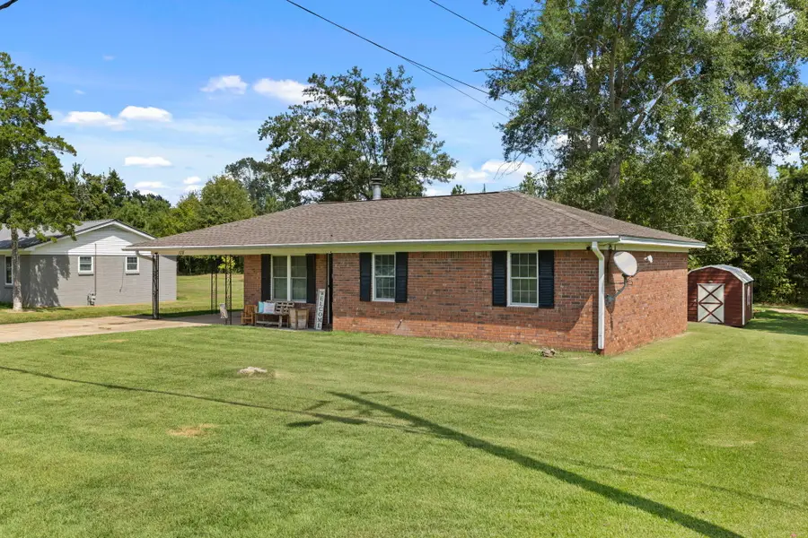 108 Meadow Ln., New Albany, MS 38652 - #2