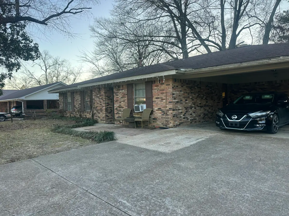 2721 Lawndale Dr., Tupelo, MS 38801 - Image #1