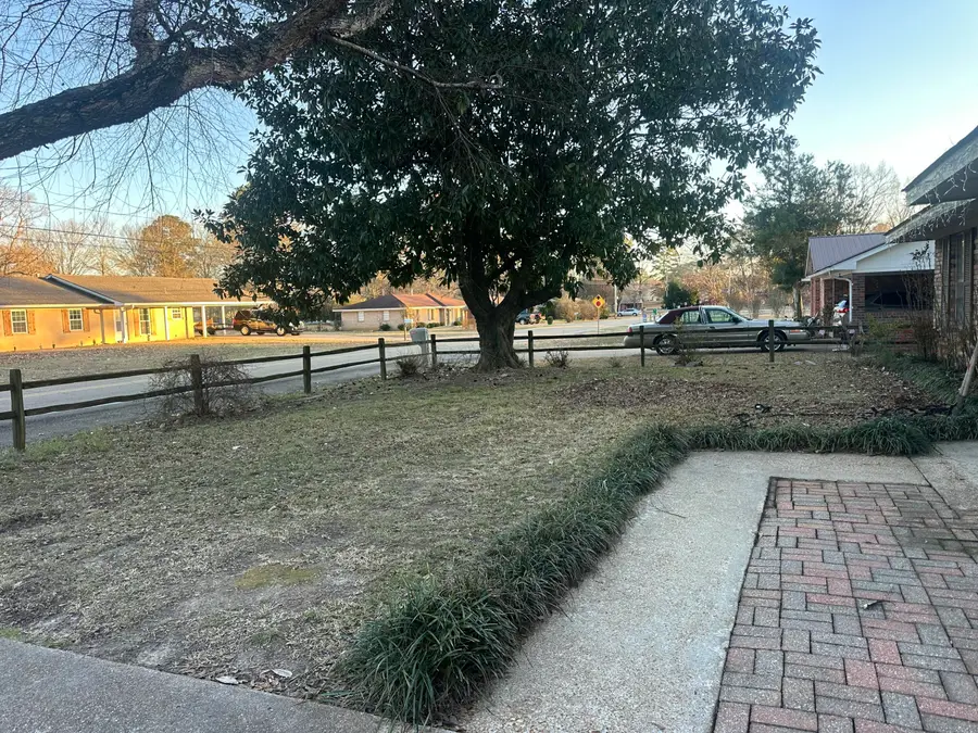 2721 Lawndale Dr., Tupelo, MS 38801 - Image #2