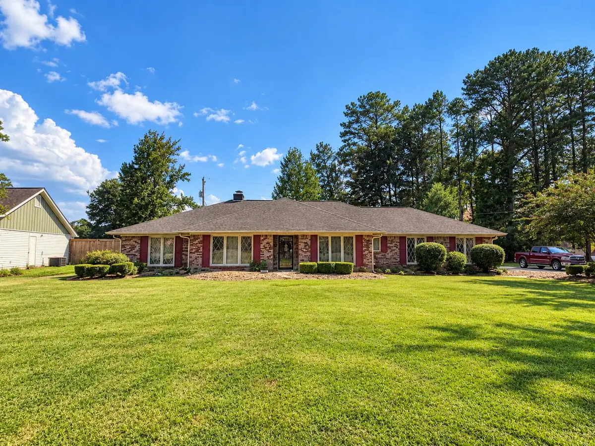 1706 Maple St Ext., Amory, MS 38821 - #1